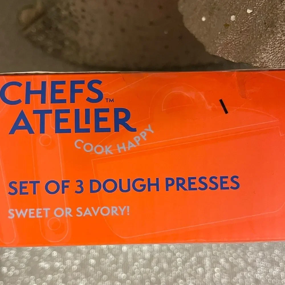 Set of 3 dough presses